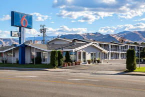  Motel 6-Wenatchee, WA  Уэнатчи